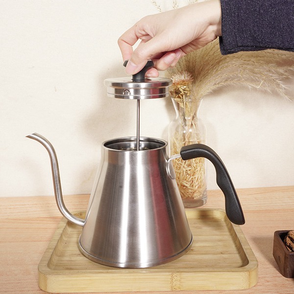 How to choose a hand-pour coffee pot? Pay attention to the following three points